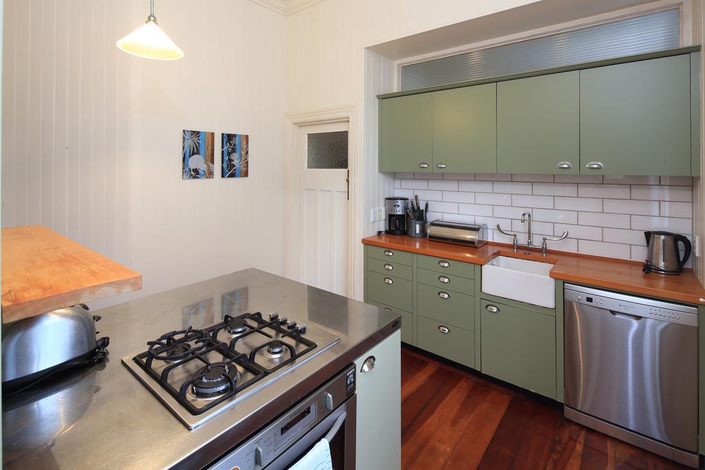 Crescent Villa - Stay Waiheke Ostend Eksteriør bilde
