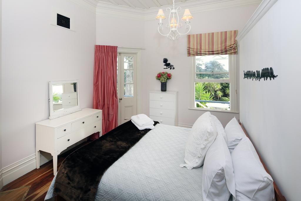 Crescent Villa - Stay Waiheke Ostend Eksteriør bilde