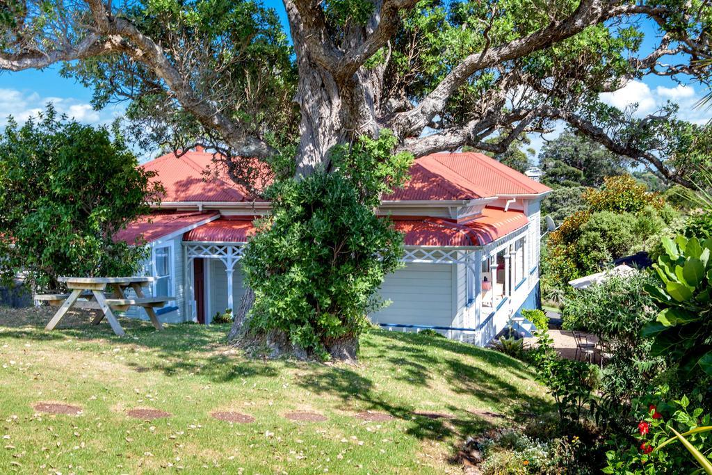Crescent Villa - Stay Waiheke Ostend Eksteriør bilde